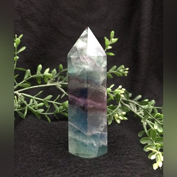 Stunning Fluorite Tower decor - Picture 1 of 4